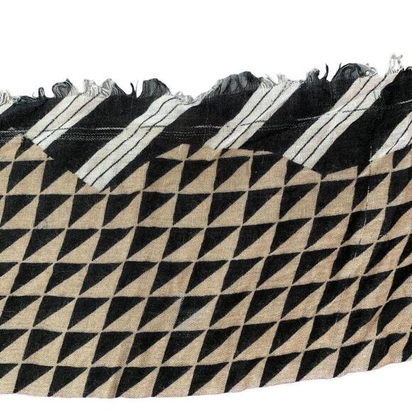 Chic Womens Scarf Green Purple Black White Geometric Shapes Houndstooth 38”x 76” - Picture 4 of 8